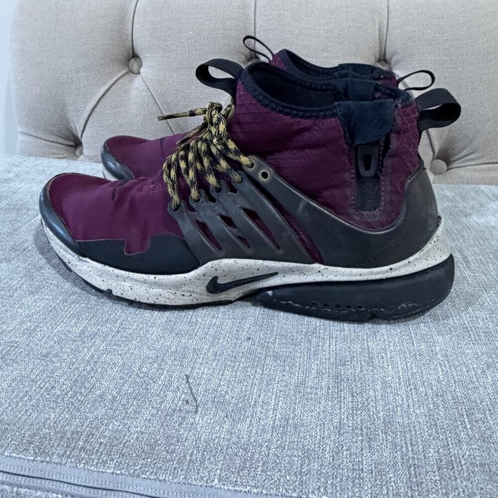 Size 9 - Nike Air Presto Utility Mid Bordeaux